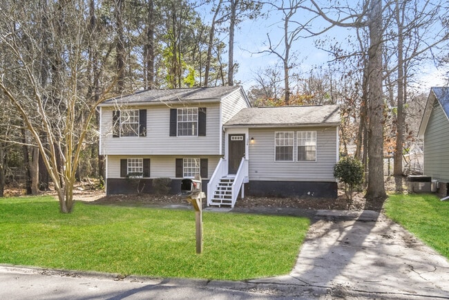 124 Raintree Dr in Irmo, SC - Foto de edificio - Building Photo