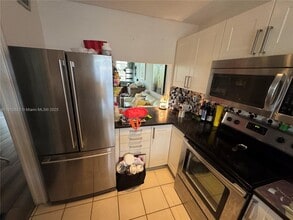 9495 Evergreen Pl in Davie, FL - Building Photo - Building Photo