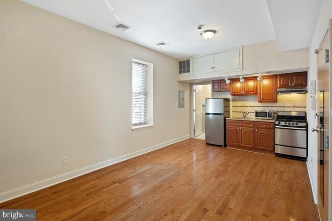 2001 Federal St in Philadelphia, PA - Building Photo - Building Photo