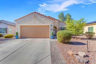7566 W Congressional Way in Florence, AZ - Building Photo - Building Photo