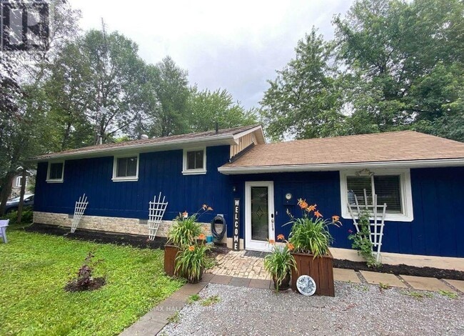 163 Aldred Dr in Port Perry, ON - Building Photo - Building Photo