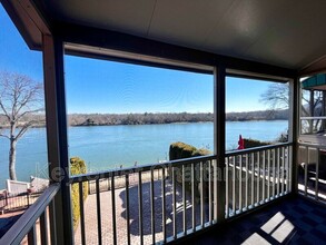 3166 Waterfront Dr in Chattanooga, TN - Building Photo - Building Photo