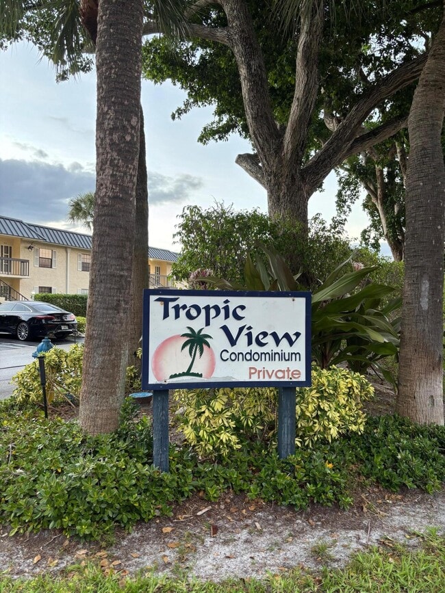 3000 Florida Blvd