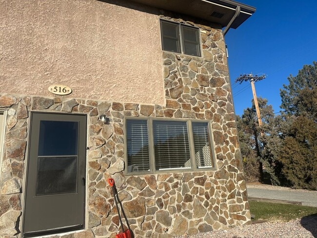 property at 516 W 42nd St