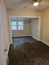 8022 S Manistee Ave in Chicago, IL - Building Photo - Building Photo