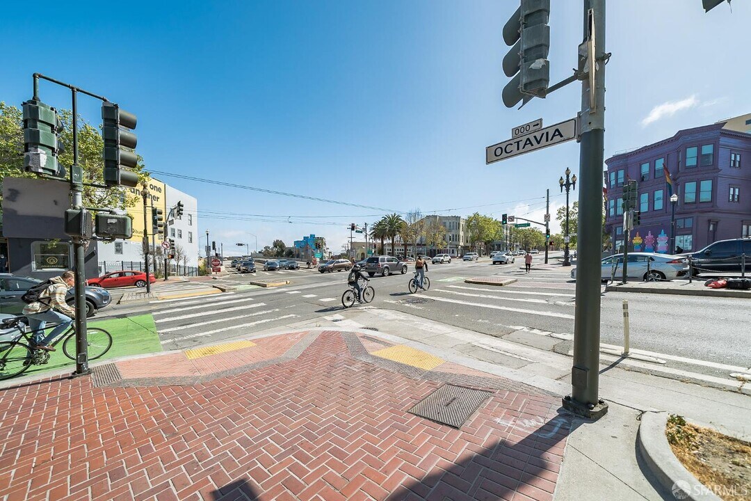 8 Octavia St in San Francisco, CA - Building Photo