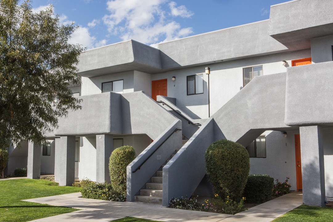 San Rafael Apartment Homes in Palm Desert, CA - Building Photo