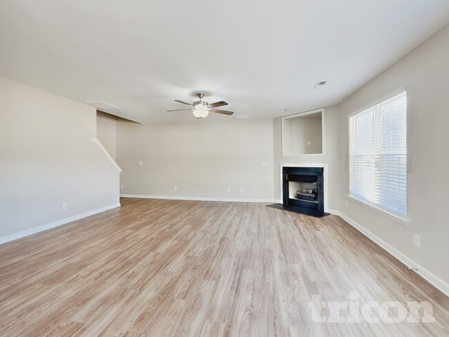 1011 Ronald Rd in Greensboro, NC - Building Photo - Building Photo