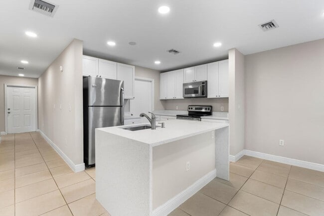 property at 6639 Old Farm Trail