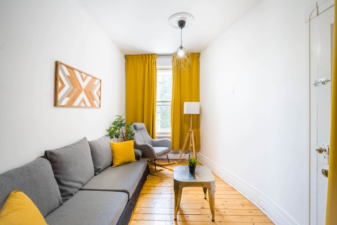 2394 Rue Frontenac in Montréal, QC - Building Photo