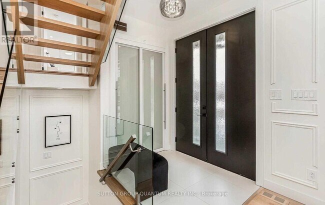 1222 Montclair Dr in Oakville, ON - Building Photo - Building Photo