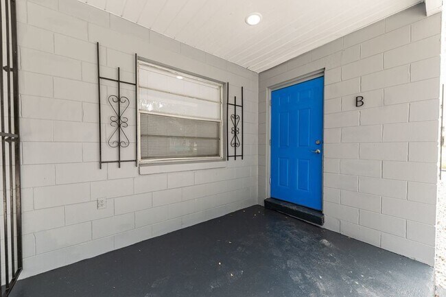 430 Ave B NE in Winter Haven, FL - Building Photo - Building Photo