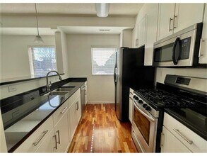 7601 Aldrich Ave S-Unit -119 in Minneapolis, MN - Building Photo - Building Photo