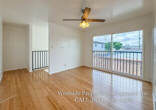 906 Edgewood St in Inglewood, CA - Building Photo - Building Photo
