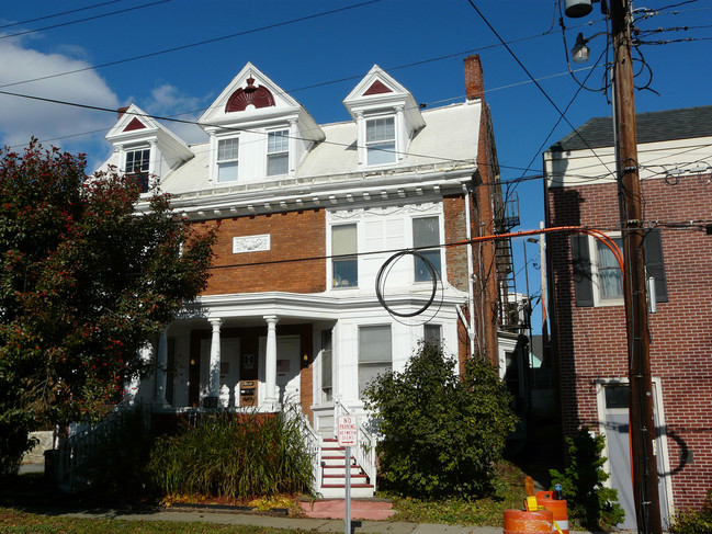 9-13 Noxon St in Poughkeepsie, NY - Building Photo - Building Photo