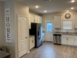 25497 Northpark Spruce Dr in Porter, TX - Building Photo - Building Photo