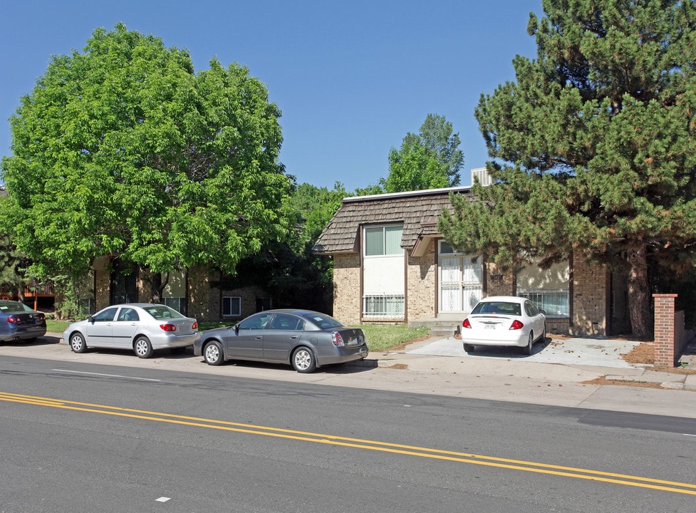 2657 S University Blvd in Denver, CO - Foto de edificio