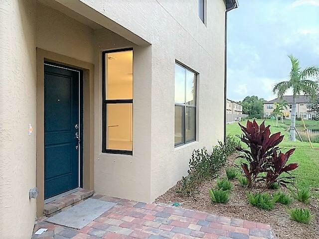 2792 Troubadour St in Palm Springs, FL - Building Photo - Building Photo