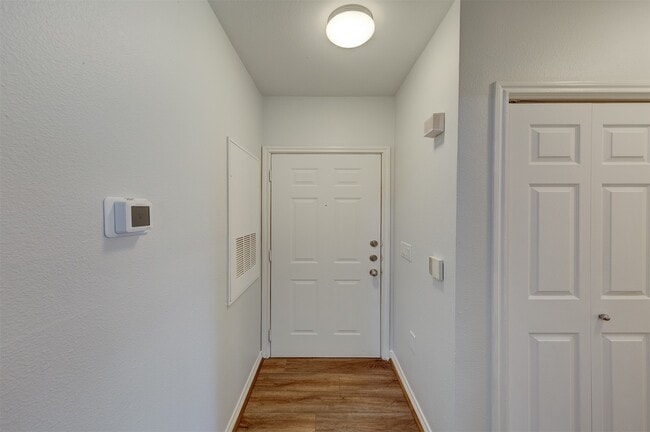3045 Marina Bay Dr in League City, TX - Building Photo - Building Photo