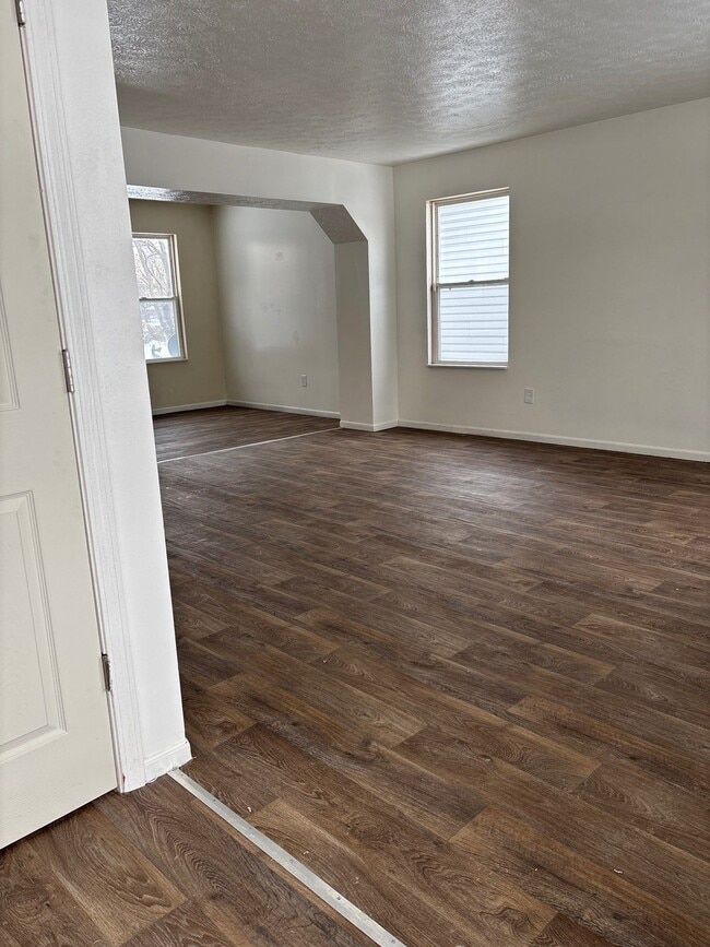 property at 57 W Warren Ave