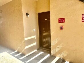 5208 Via Hacienda Cir, Unit A101 in Orlando, FL - Building Photo - Building Photo