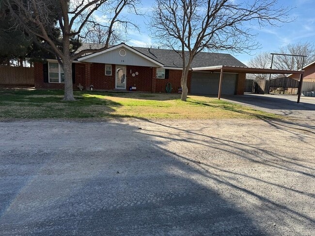property at 15 N Broken Bow Cir