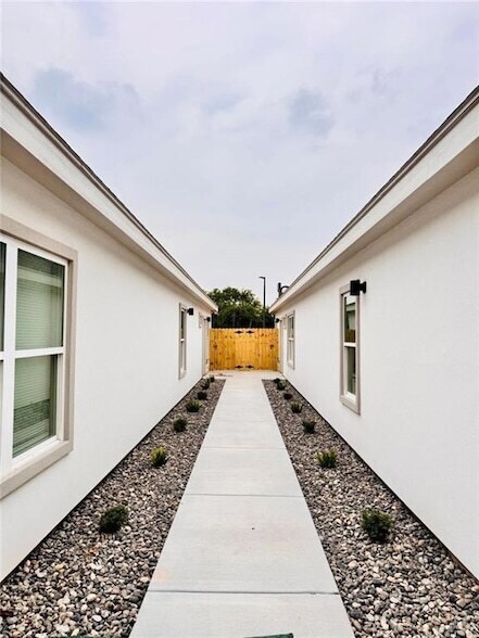 property at 740 N Alamo Rd