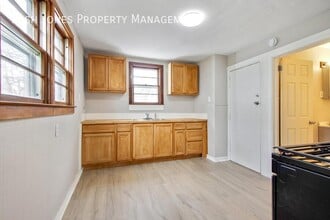 105 Howell St in Buffalo, NY - Foto de edificio - Building Photo