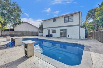 3753 NW 73rd Way in Coral Springs, FL - Building Photo - Building Photo
