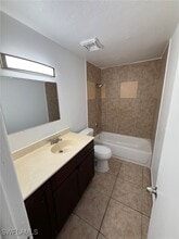 2148 Dora St in Ft. Myers, FL - Building Photo - Building Photo