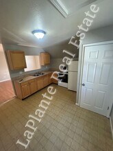 4105 Walker Ave in Toledo, OH - Building Photo - Building Photo