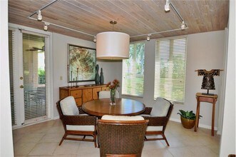 140 SE 5th Ave-Unit -239 in Boca Raton, FL - Foto de edificio - Building Photo