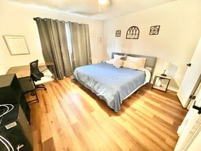 13750 Chalmette Ave in Baton Rouge, LA - Building Photo - Building Photo