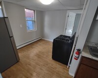 342 Princeton St photo'