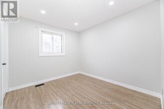 55 Woodlawn Ave in Brantford, ON - Building Photo - Building Photo