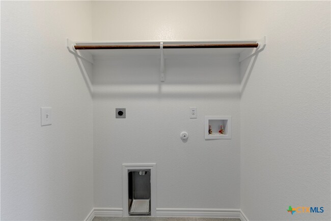 property at 526 Lost Trl
