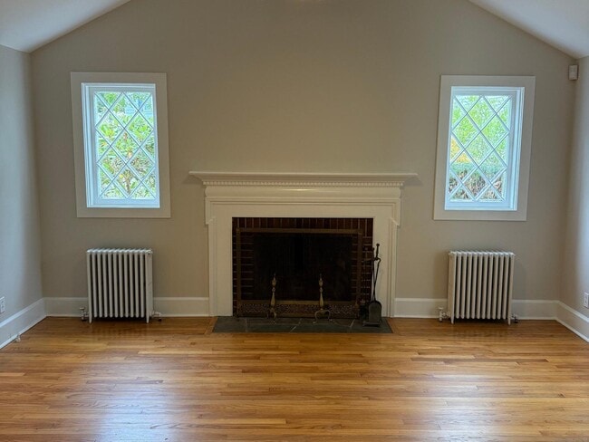 257 Noroton Ave in Darien, CT - Building Photo - Building Photo