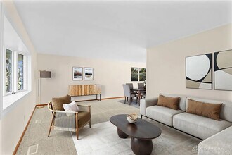 4500 Acreview Ln in Dayton, OH - Building Photo - Building Photo