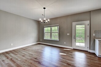 520 Catalina Ct in Jonesborough, TN - Building Photo - Building Photo