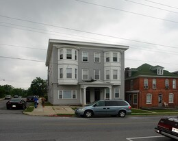 331-333 Summit Ave in Hagerstown, MD - Building Photo