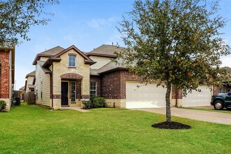 12419 Maura Lane in Houston, TX - Foto de edificio - Building Photo