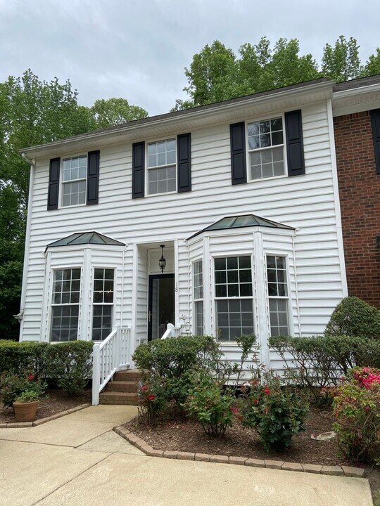 18 Duke of Gloucester Cir in Durham, NC - Building Photo