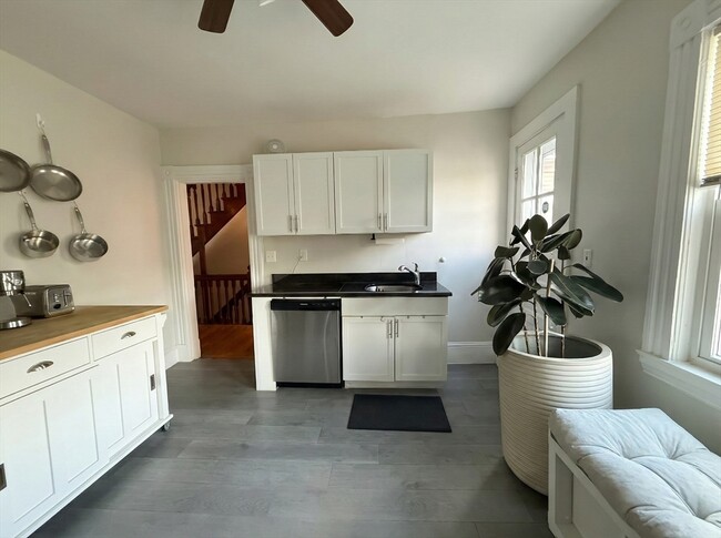 20 Fellsway W in Somerville, MA - Building Photo - Building Photo