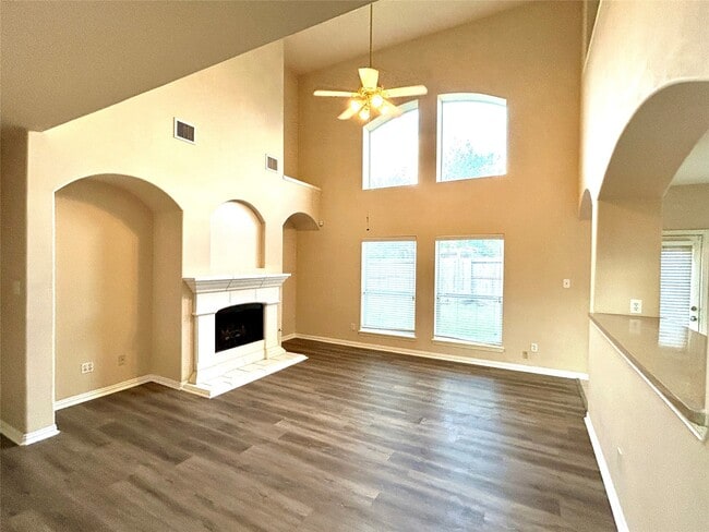 property at 2518 Brittany Lakes Dr