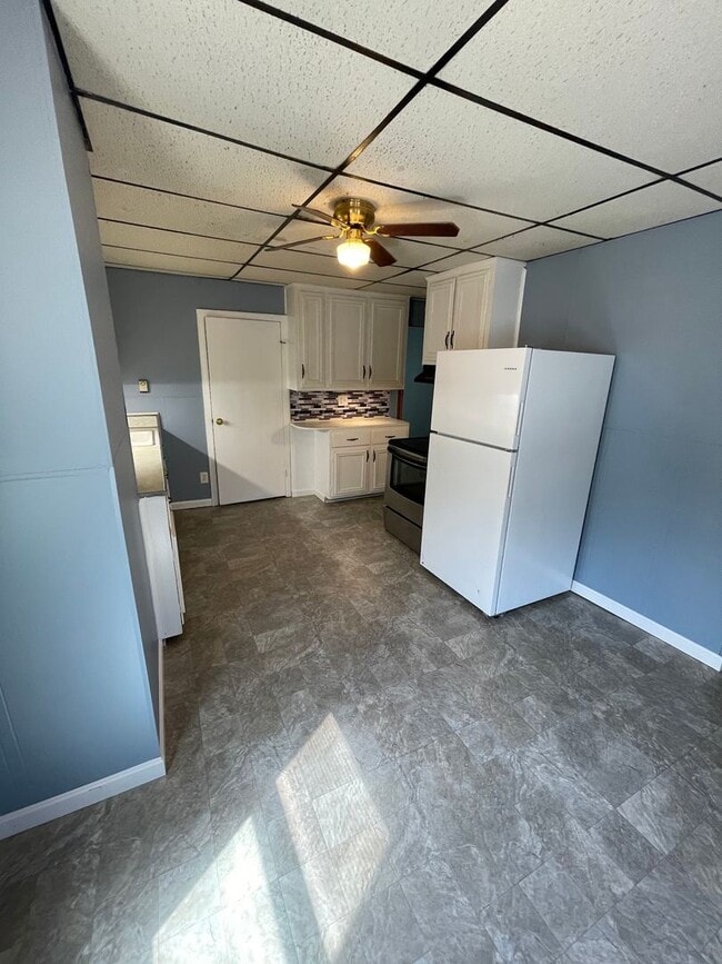 4 S Farquhar St in Union Bridge, MD - Building Photo - Building Photo