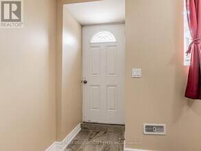 1373 Wallig Ave in Oshawa, ON - Building Photo - Building Photo