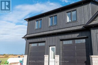 213366 10 Line in Amaranth, ON - Building Photo - Building Photo