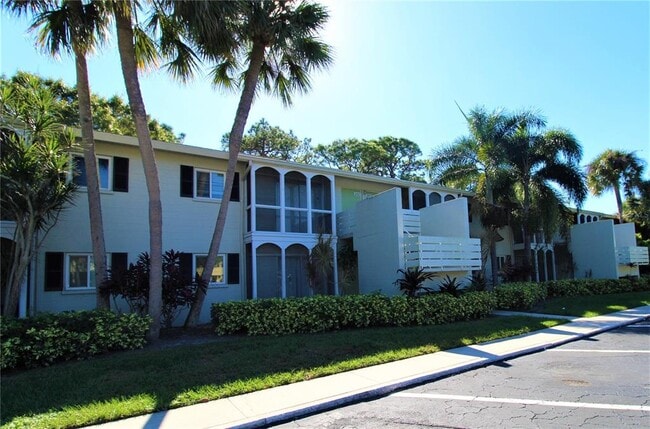 property at 2304 Ringling Blvd