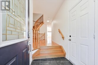 59 Marshview Ave in Aurora, ON - Building Photo - Building Photo