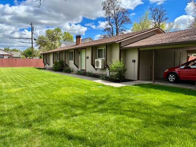 property at 2022 S Owyhee St